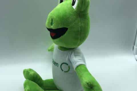 Peluche-Publicitario-Rana-OSPI_Grupo-Hospiten-25