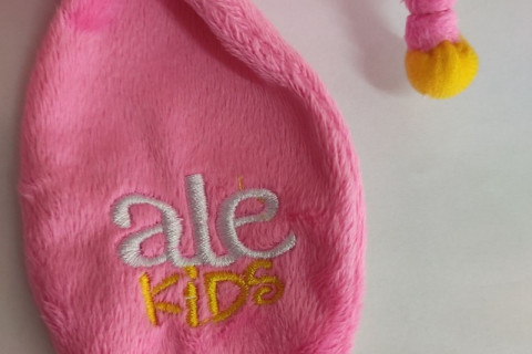 Peluche-Publicitario-ELO_Ale-Kids-Inglés