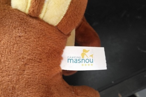 Peluche-Publicitario-Ardilla_Camping-Masnou