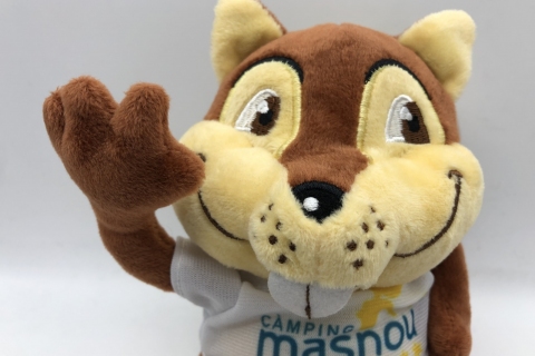 Peluche-Publicitario-Ardilla_Camping-Masnou