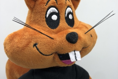 Peluche-Publicitario-Deluxe-Ardilla-Skippy-Vallnord-Arinsal-Andorra-2