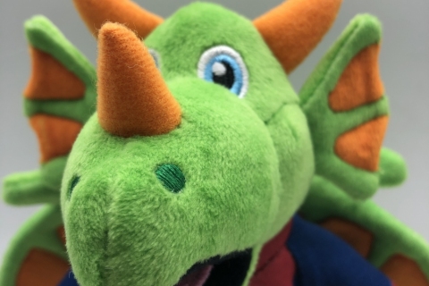 Peluche-Publicitario-Dragonés-Fútbol_SD-Huesca