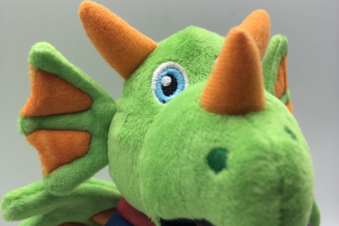 Peluche-Publicitario-Dragonés-Fútbol_SD-Huesca